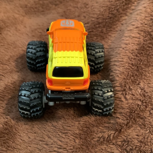 Dodge Toys Dodge Durango Monster Truck Tires 4 Wheel Vehicle Toy